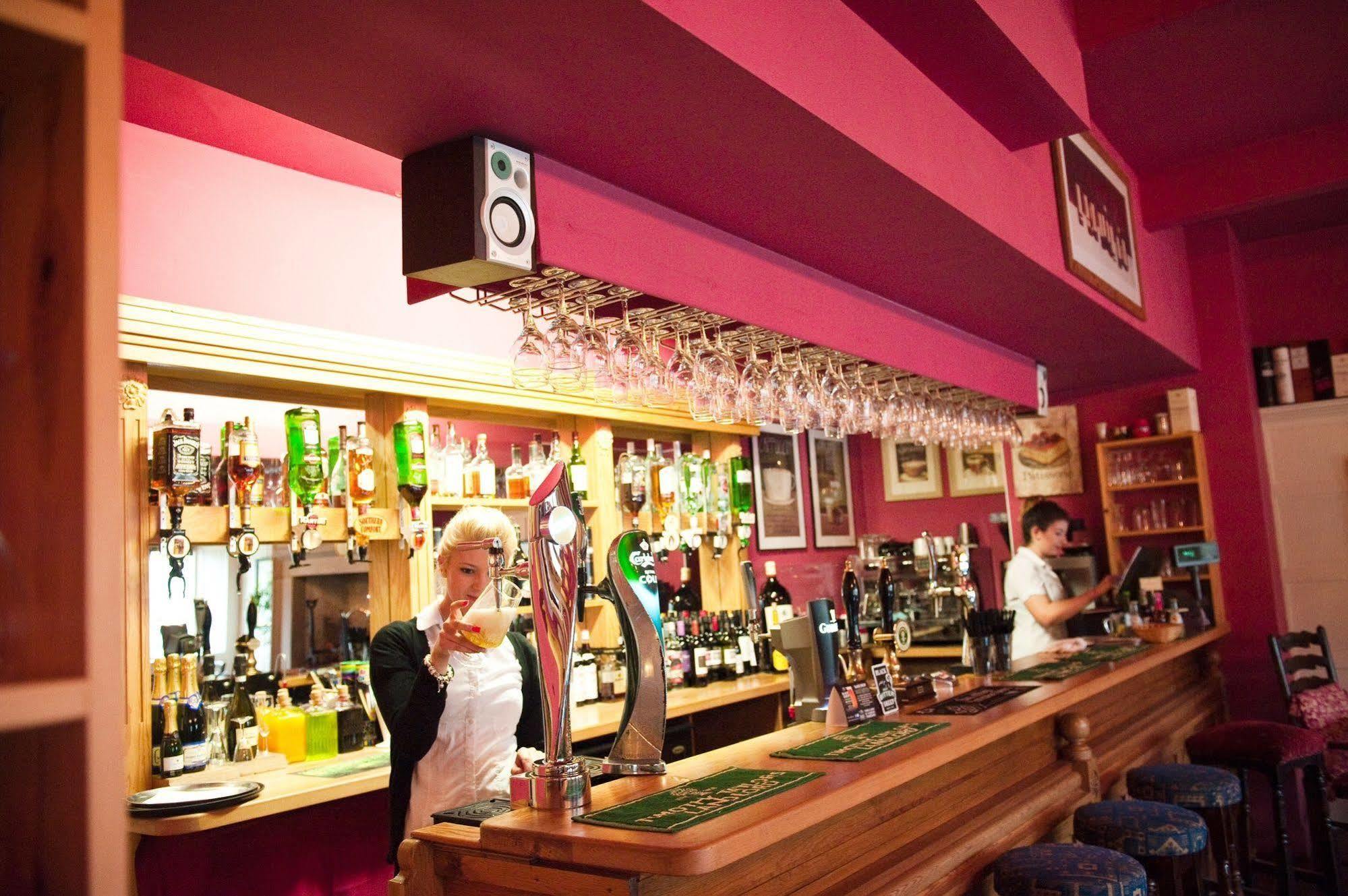 The Plough Hotel Wigglesworth Eksteriør billede